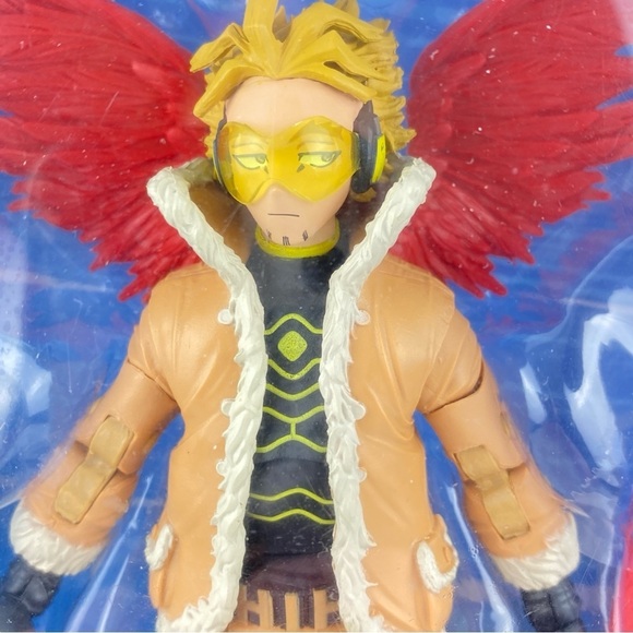 NEW My Hero Academia Hawks Figure 7 inch 22 moving parts - Picture 2 of 9